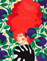 Девушка с красной прической