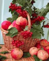 Без бренда «Плетёная корзина с калиной и яблоками» в Волгограде